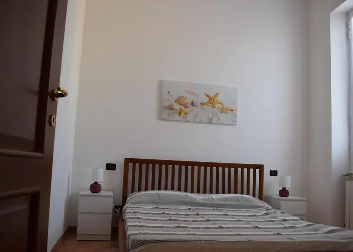Casa Ligure Ristrutturata 80m2 アパート *